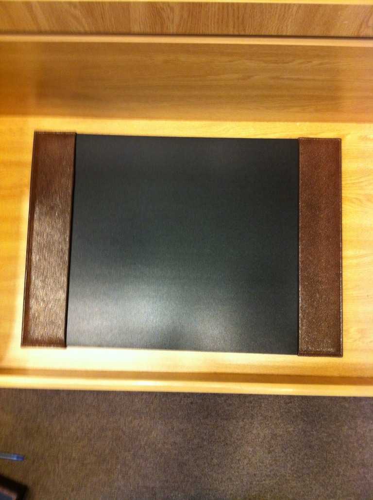 GRAPHIC IMAGE DBS-B Small Brown Shagren Desk Pad